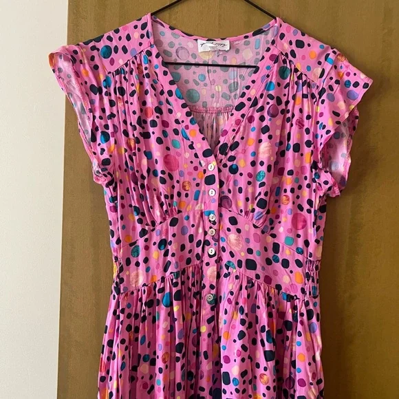 Proud Poppy Dress. Size 8. - Picture 2 of 3